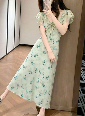 2026夏季气质长裙新款法式绿色碎花连衣裙新款高级感女款收腰显瘦