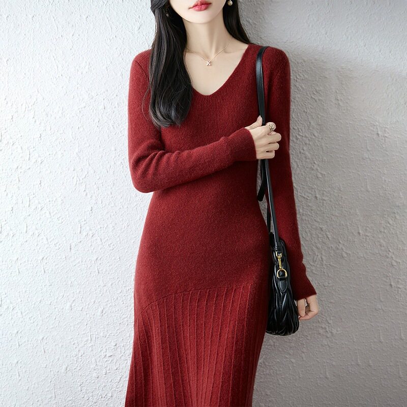 秋冬V领鱼尾100%羊毛针织连衣裙女中长款针织裙通勤高端毛衣裙