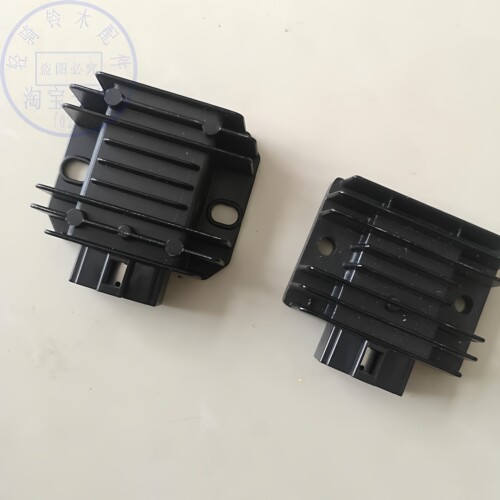 轻骑铃木稳压器骏驰GT125整流器