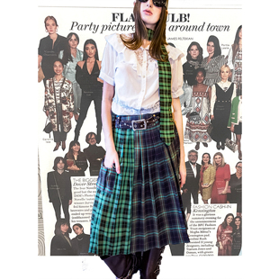 Plaid Return 复古格纹拼接半身百褶裙 Skirt rack. Pleated