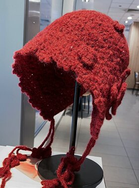 手工花朵辫子针织护耳帽女保暖