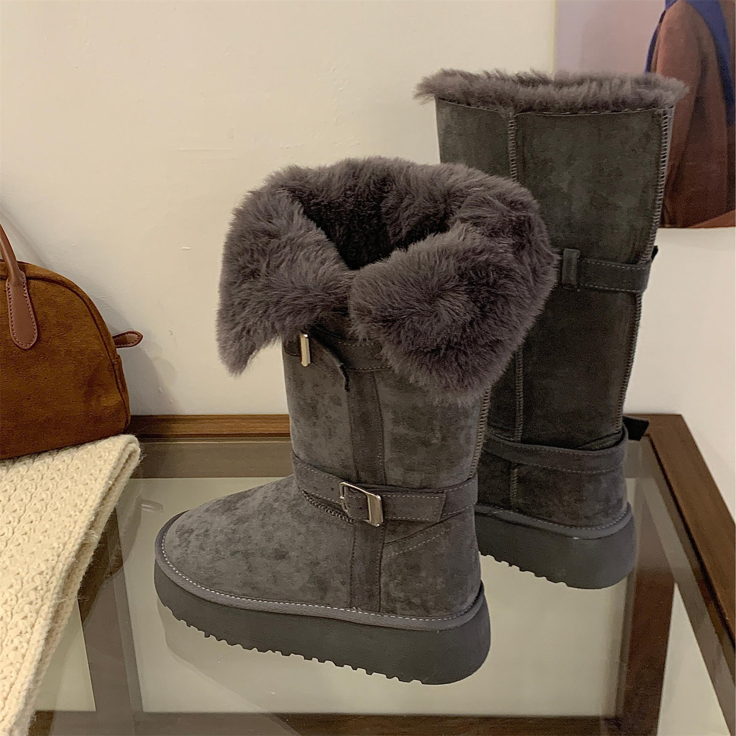 葡萄妈studiolee厚底毛毛加绒加厚保暖棉鞋中长筒雪地靴女冬季款