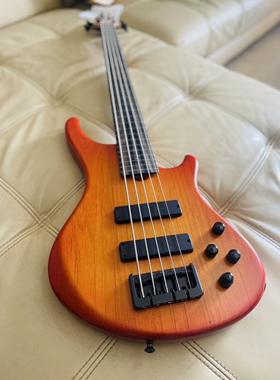【已售】Roscoe STDLG5 Fretless Bass无品贝斯 Blackdiamond指板
