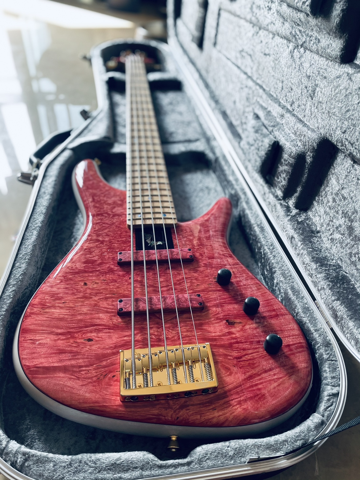 【已售】Sugi NB5M Bass贝斯 Maple Burl贴面擦色主题“赤樱”