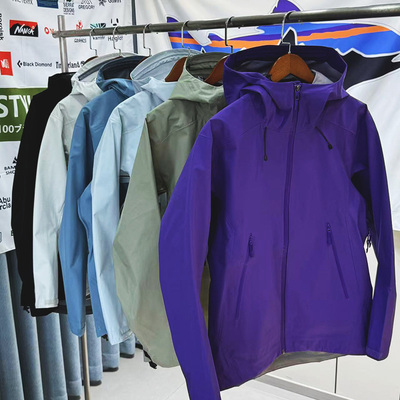 LT系列户外硬壳冲锋衣女轻量化防水耐磨春秋徒步登山单外套男