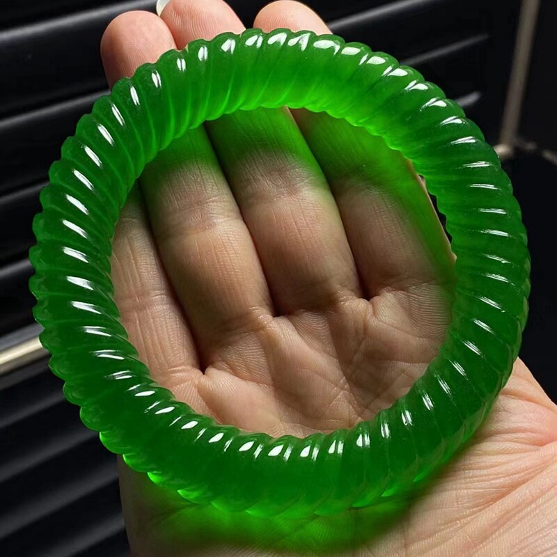 收藏级特惠帝王绿玻璃种翡翠玉手镯子阳绿满绿辣绿麻花女镯福镯