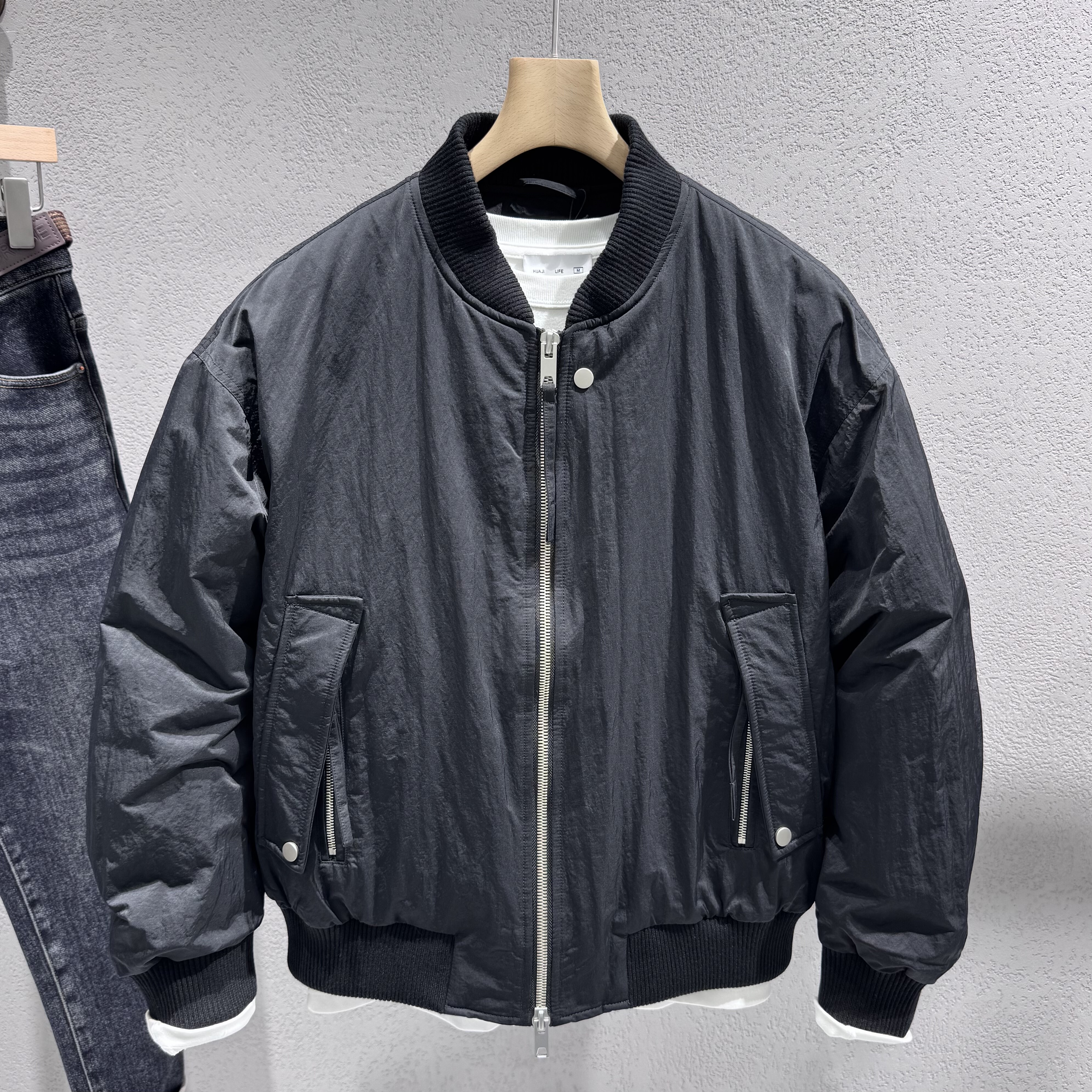 男士棒球领羽绒服2025冬季新款青年流行修身短款保暖白鸭绒外套男