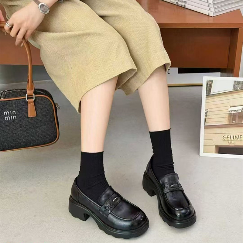 厚底牛皮乐福鞋女2026新款春季英伦风通勤小皮鞋舒适百搭增高单鞋