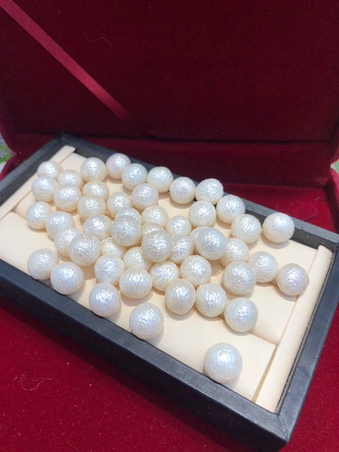 鬼斧神工雕刻真珍珠白色珍珠莲花哪吒龙鳞珍珠，细工手工雕刻