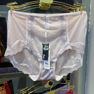 简丝蕾女士内裤蕾丝柔软透气桑蚕丝抗菌裆轻薄精致纯欲性感三角裤