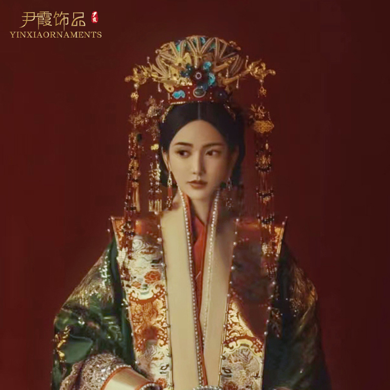 尹霞中式古风奢华凤冠发饰
