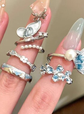 蝴蝶珍珠花朵戒指女春2025新款爆款食指戒轻奢小众高级感叠戴指环