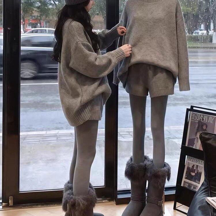 韩系慵懒风软糯简约长袖针织衫女超好看的高腰休闲显瘦短裤两件套