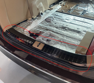 适用于别克GL8后护板亮条17-18款ES内置后杠踏板不锈钢改装饰条