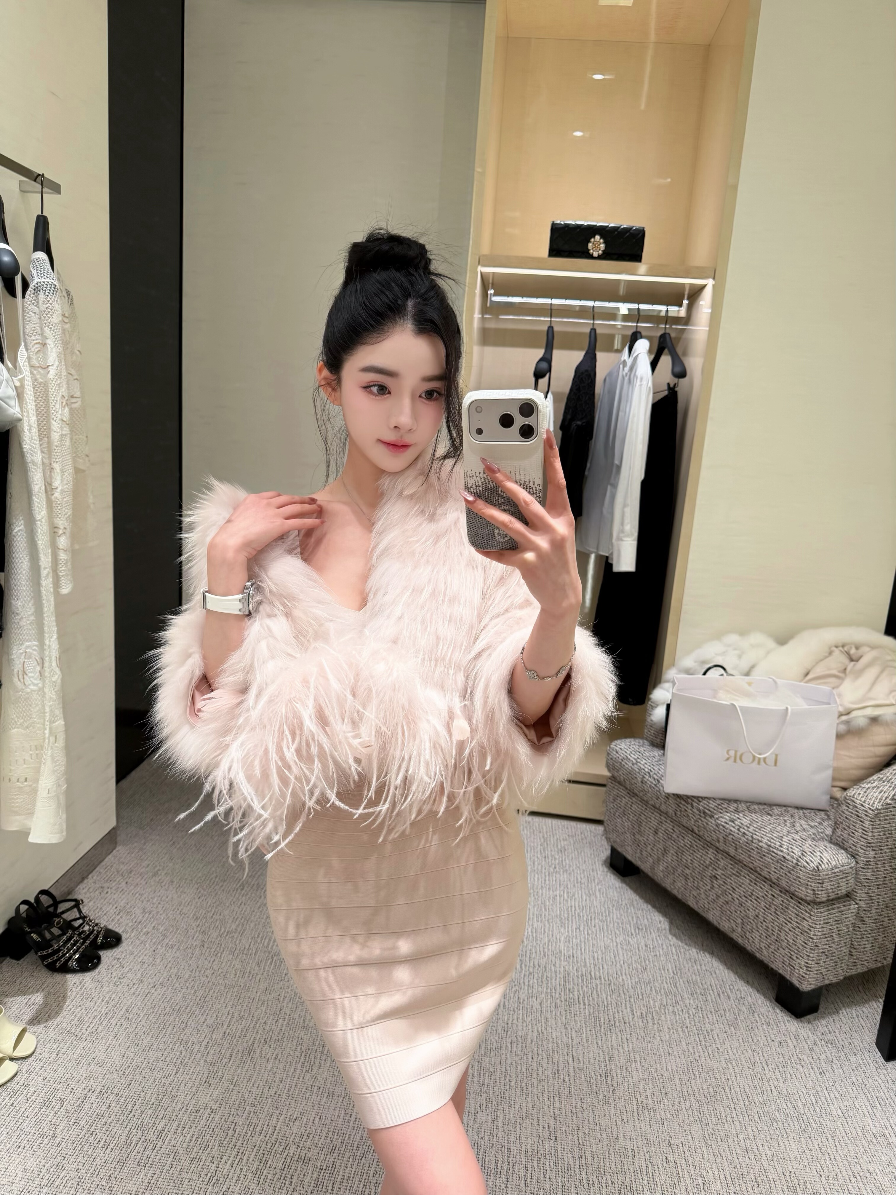 LOCK KK心动告白超仙淡粉色狐狸毛名媛气质重工鸵鸟毛火鸡毛皮草,女装/女士精品,皮草,淘宝优惠券,粉丝福利购,淘宝优惠卷
