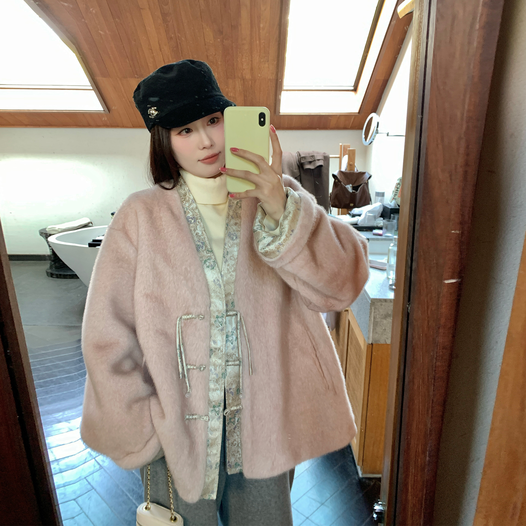 11/29 20:00PM【上新价 九折包邮】新中式国风皮毛一体盘扣外套23