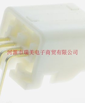 TE泰科TH 025汽车布线管座连接器母座4路通孔天然色1565749-1