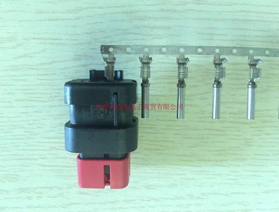 TE泰科AMPSEAL 16汽车连接器2行4路电缆安装红色母外壳776487-1