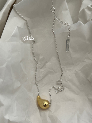 简约时髦吾小历金色水滴项链
