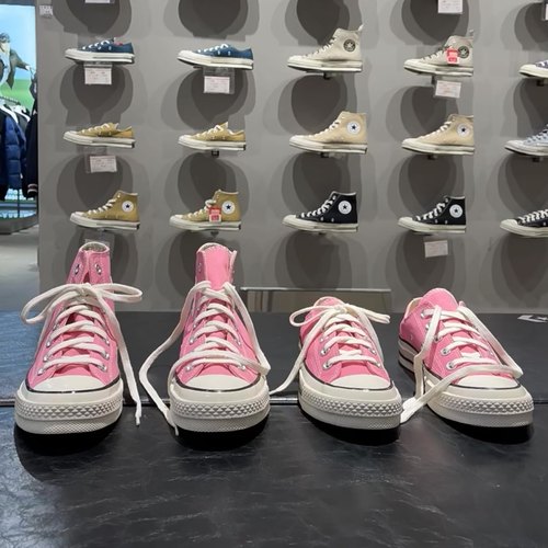 匡威休闲粉色高帮低帮帆布鞋