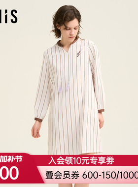 爱美丽海上钢琴师棉缎纹立领套头长袖睡裙IM44BUE1