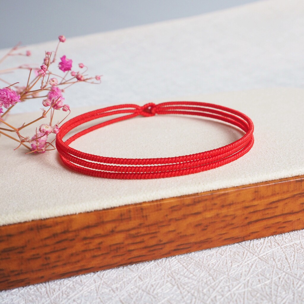 HAND-WOVEN NATAL YEAR KING KONG KNOT RED ROPE BRACELET MALE AND FEMALE COUPLE TRIPLE ROPE BRACELET FRIEND GIFT LUCK FINE