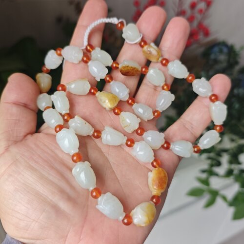 天然和田玉白玉籽料糖白籽料兰花项链纯手工带皮带毛孔真玉真色