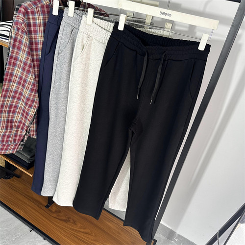 班尼路男装卫裤时尚潮