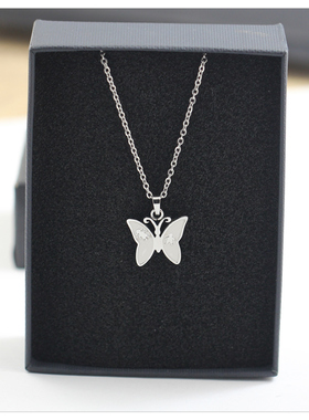 浪漫男女孩蝴蝶项链女生轻奢小众设计感高级彩金锁骨颈链2026新款