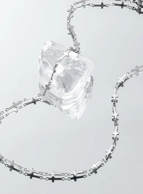 十字架项链女款2024新款一串十字架锁骨链女高级感颈链钛钢不掉色