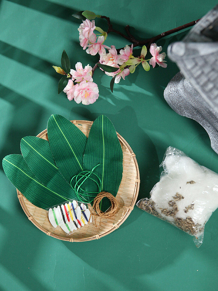 MUGWORT LEAF ZONGZI SACHET DRAGON BOAT FESTIVAL DIY HANDMADE LANYARD TASSEL GREEN TRIANGLE SACHET SACHET FINISHED SACHET