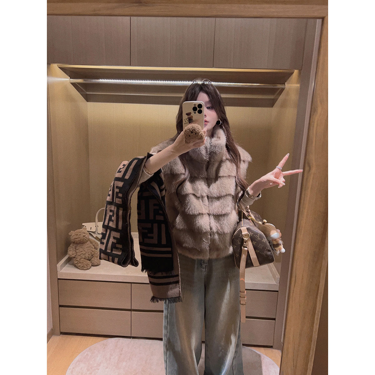 Yukiss【环保皮草马甲/仿貂毛立毛毛马甲无袖外套】