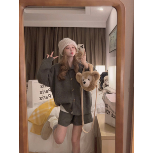 Yukiss 两件套女冬韩系时髦懒人穿搭 深灰色加厚翻领针织毛衣短裤