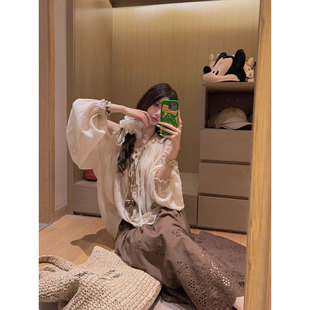 ～ Yukiss 重工木耳边露肩上衣衬衫 法式 约会私服