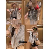 上衣～ Yukiss 木耳边v领短袖 衬衫 du家色 假两件