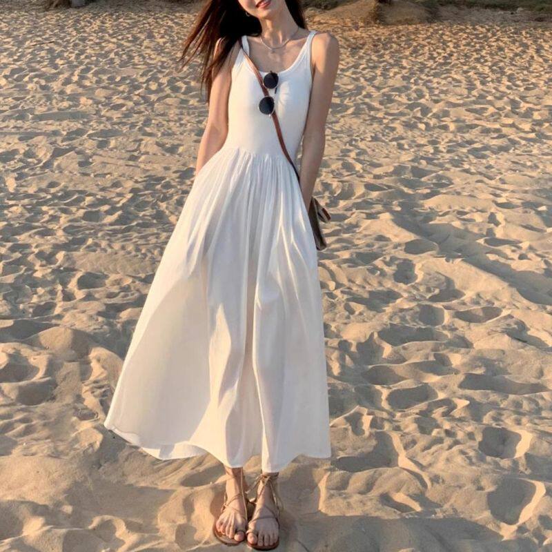 辣妹白色针织吊带连衣裙女高级感气质长裙收腰无袖背心裙子