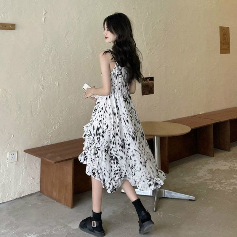 法带式碎花早秋装新款小个子开衫连衣裙子白色吊带裙