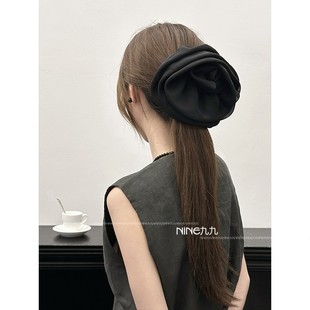 NINE九 简约小众气质高级发夹 高颜值玫瑰花超大弹簧夹女2025新款