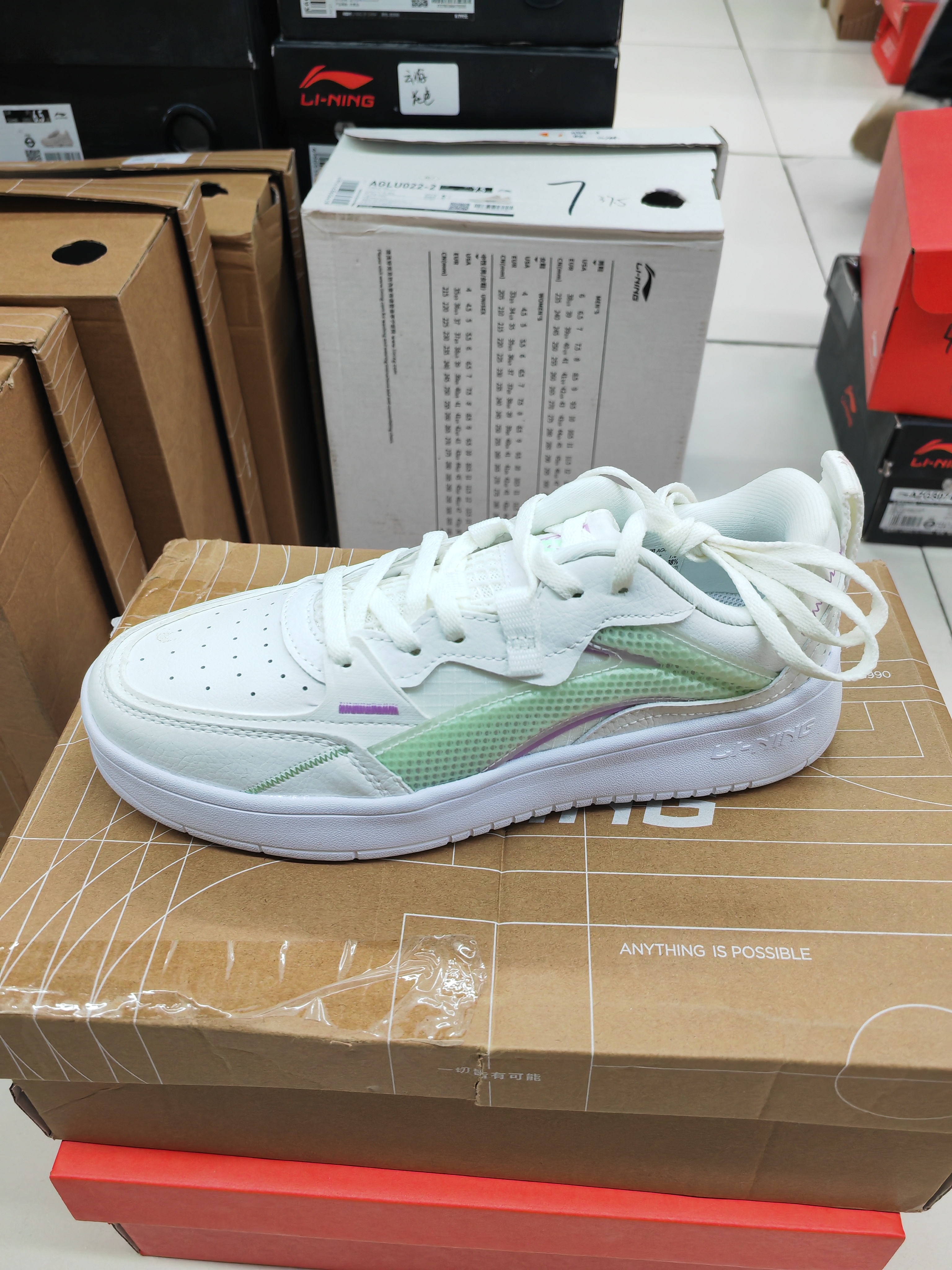 李宁女士秋冬板鞋时尚潮流运动鞋小白鞋涂码无原盒断码处理