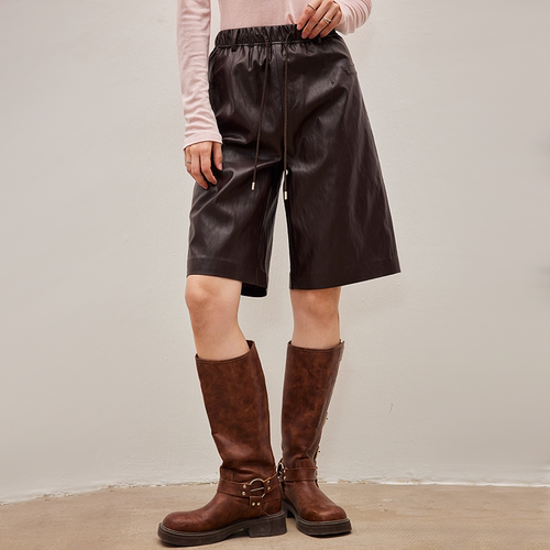 简约复古利落PU百搭中裤