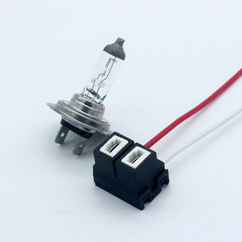 适用于宝骏730前大灯灯泡H7近光灯H1远光灯卤素灯插头线灯座插座