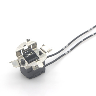 新科鲁兹尊驰绅宝X65威旺S50雷诺科雷嘉大灯座近光H7灯泡插头卡座