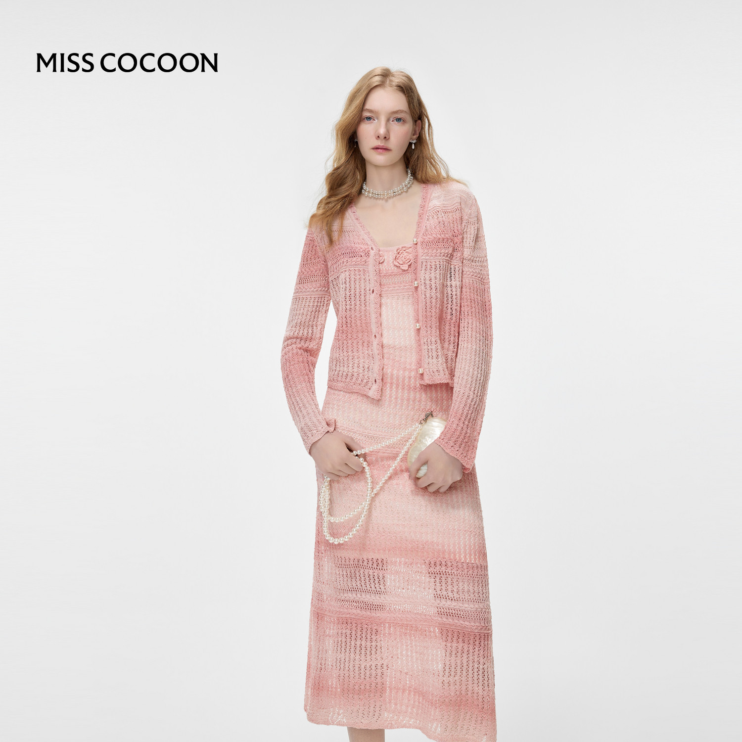 MISSCOCOON可可尼吊带连衣裙女2026春季新款粉白渐变色毛衫套装,女装/女士精品,时尚套装,淘宝优惠券,粉丝福利购,淘宝优惠卷