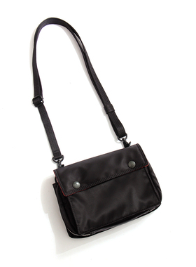 革新出品TANKER经典邮差男女百搭防水单肩斜挎包可穿腰带小腰包潮