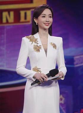 白色主持人晚礼服高定狠货