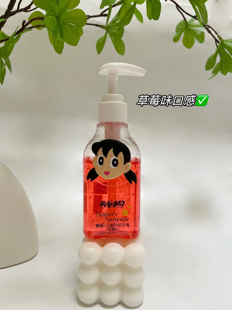 添乐哆啦A梦儿童防蛀牙膏3岁以上专用天然低氟防蛀防龋齿宝宝牙膏