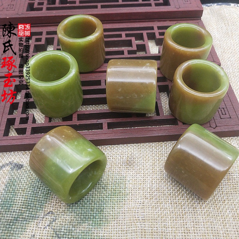 男士扳指指环飘花糖色玉扳指玉环指环大气扳指戒指青色飘糖色玉环