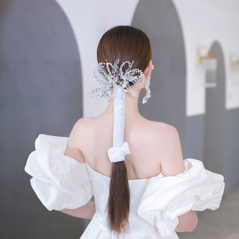 跟妆配饰森女系热缩片婚纱造型
