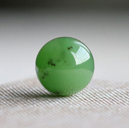 天然和田玉苹果绿碧玉散珠