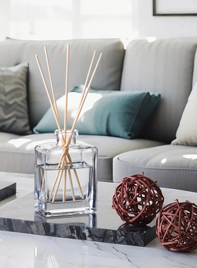 现代简约方形玻璃香薰瓶藤条香氛家居摆件简约透明玻璃空瓶子现货